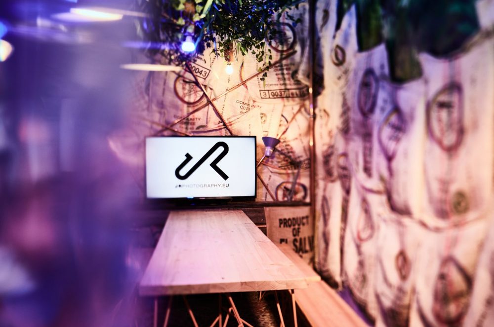 2022-01-24 JR Studio3190